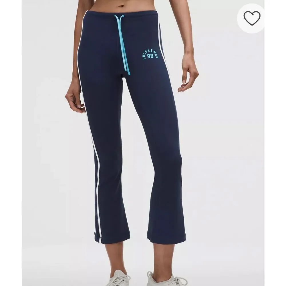 Lululemon Nulu sporty Trim MR flare pant. SOTM**
